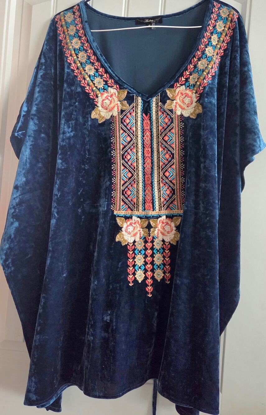 Andree by Unit Velvet Embroidered Tunic Top Boho Folk Floral Blue Plus 2X Blouse